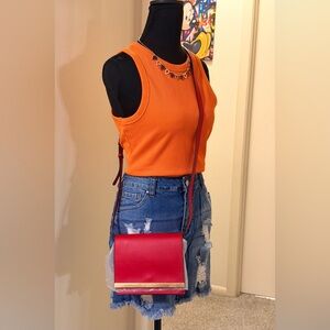 ✨Donna Karan NY in Red Sling bag❤️